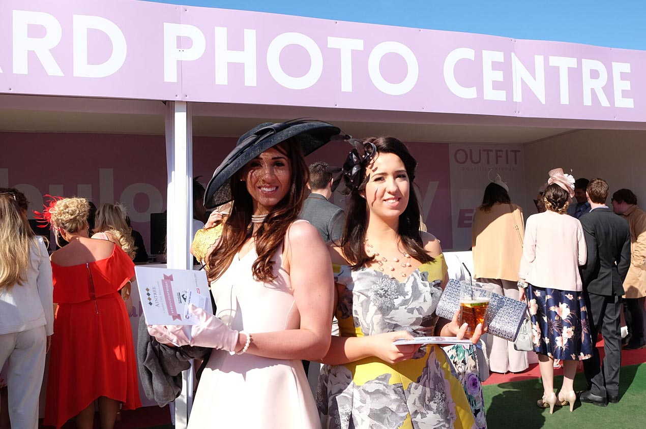 Aintree Grand National Photo Centre
